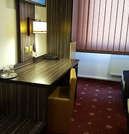 Montenegro Hotel 3*