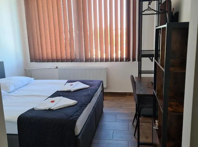 Отель Montenegro